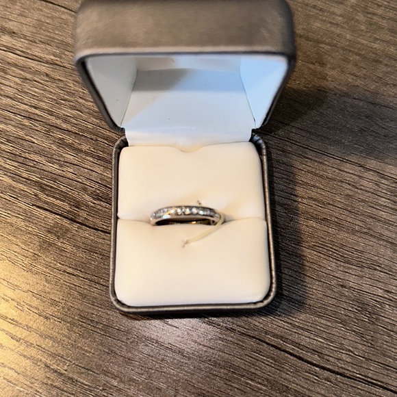 Kohls Silver ring nwt - Picture 2 of 5